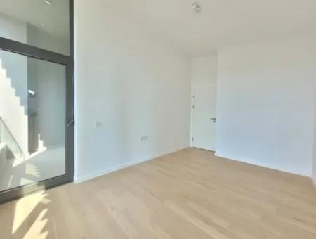 İncek Loft Satılık 5,5+1 Dubleks Peysaj Manzaralı Kiracısız Daire