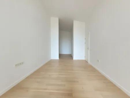 İncek Loft Satılık 5,5+1 Dubleks Peysaj Manzaralı Kiracısız Daire