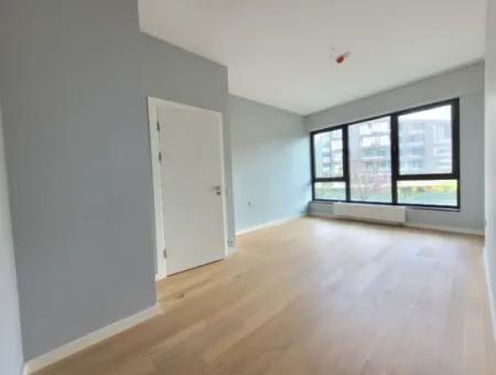 İncek Loft Satılık 3+1 Bahçe Dubleksi Peysaj Manzaralı Daire