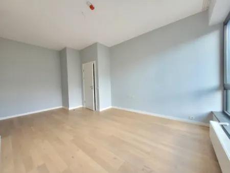 İncek Loft Satılık 3+1 Bahçe Dubleksi Peysaj Manzaralı Daire