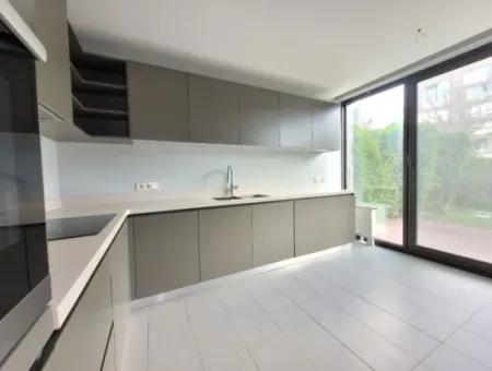 İncek Loft Satılık 3+1 Bahçe Dubleksi Peysaj Manzaralı Daire