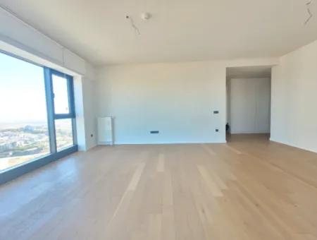 Kiracısız Krediye Uygun Beytepe İncek Bulvar Loft Satılık 3+1 110 M² 19.Kat Bulvar Ve Göl Manzaralı