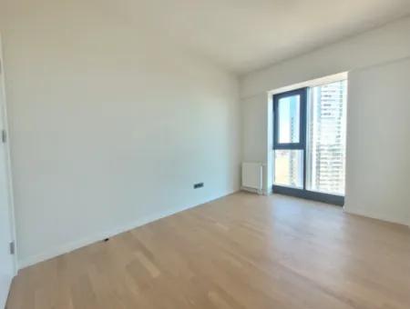 Kiracısız Krediye Uygun Beytepe İncek Bulvar Loft Satılık 3+1 110 M² 19.Kat Bulvar Ve Göl Manzaralı