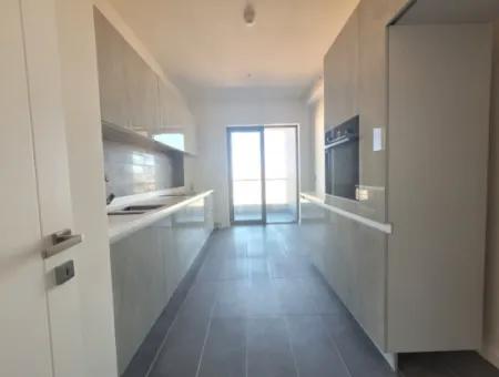 Kiralık Beytepe İncek Bulvar Loft 3+1 110 M² 19.Kat Bulvar Ve Göl Manzaralı