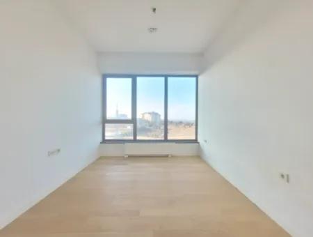 İncek Loft Kiralık 3+1 Şehir Manzaralı 10.Kat Daire