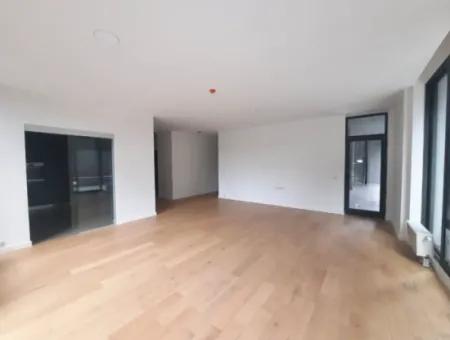 İncek Loft Satılık Teraslı  3,5+1 Peyzaj Manzaralı Kiracısız Daire