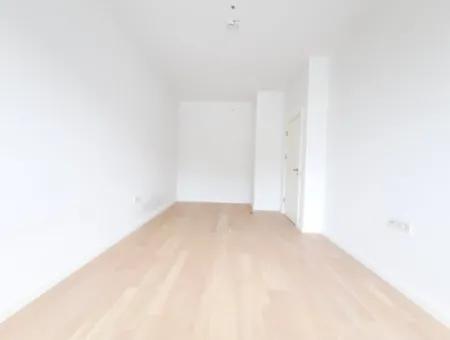 İncek Loft Satılık 3+1 Bahçe Dubleksi Peyzaj Manzaralı Daire