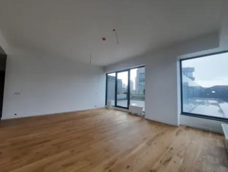 İncek Loft Satılık Teraslı  3+1 Peyzaj Manzaralı Daire