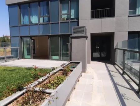 İncek Loft Satılık Teraslı  3+1 Şehir Manzaralı 3.Kat Daire