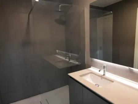 İncek Loft Satılık Teraslı  3+1 Şehir Manzaralı 3.Kat Daire