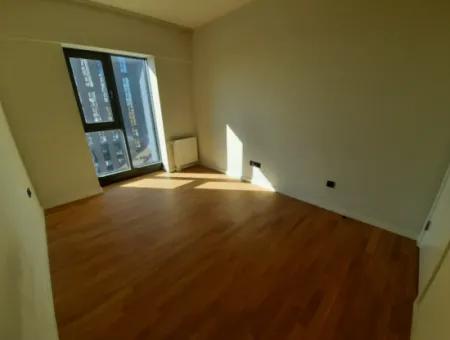 Beytepe İncek Bulvar Loft Satılık 1+1 46 M² 18.Kat Göl Manzaralı Kiracısız Daire