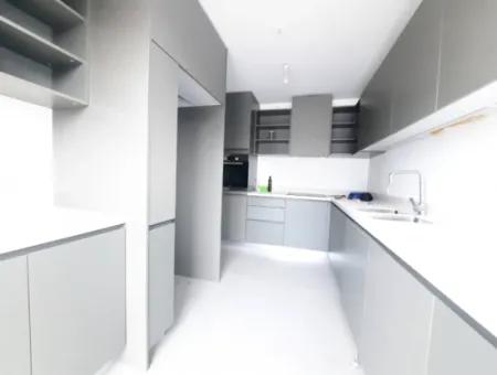 İncek Loft Satılık 3+1 Bahçe Dubleksi Şehir Manzaralı Daire