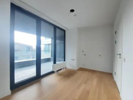 İncek Loft Satılık  5+1  Peyzaj Manzaralı  188 M² Daire