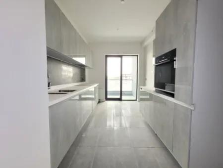 Beytepe İncek Bulvar Loft Satılık 3+1 110 M² 20.Kat Bulvar Manzaralı Daire