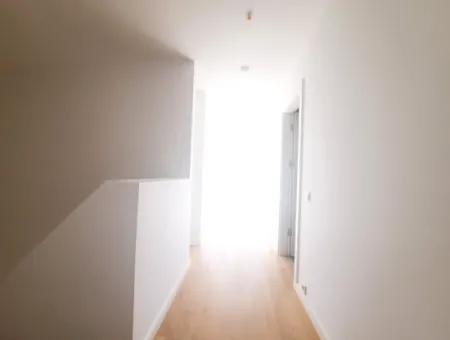 İncek Loft Kiralık 3+1 Dubleks Peyzaj Manzaralı Daire