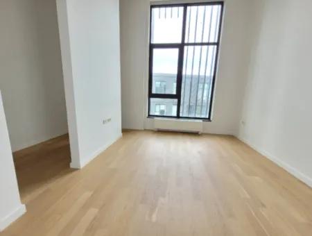 İncek Loft Satılık  5.5+1 Dubleks  Peyzaj Manzaralı 6.Kat Kiracısız Daire