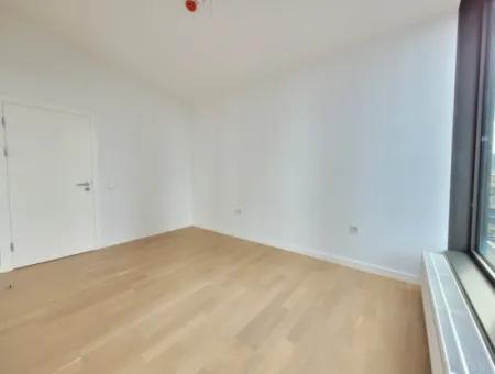 İncek Loft Satılık  5.5+1 Dubleks  Peyzaj Manzaralı 6.Kat Kiracısız Daire