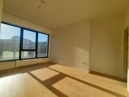 İncek Loft Satılık  3+1 Dubleks Peyzaj Manzaralı 1.Kat Daire