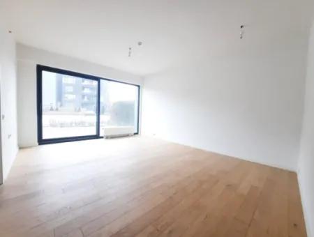 İncek Loft Satılık 3+1 Bahçe Dubleksi Peyzaj Manzaralı Daire