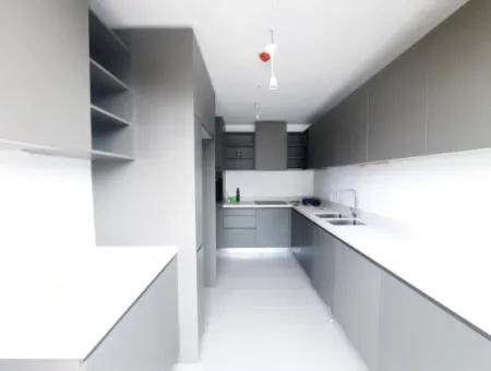 İncek Loft Satılık 3+1 Bahçe Dubleksi Peyzaj Manzaralı Daire