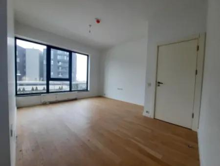 İncek Loft Satılık 3+1 Bahçe Dubleksi Peyzaj Manzaralı Daire