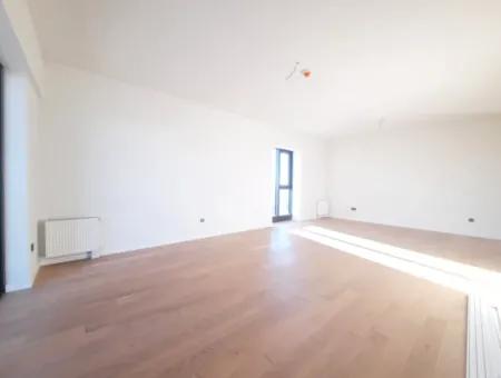 Beytepe İncek Bulvar Loft Satılık 3+1 130 M² 22.Kat Çayyolu Manzaralı Daire