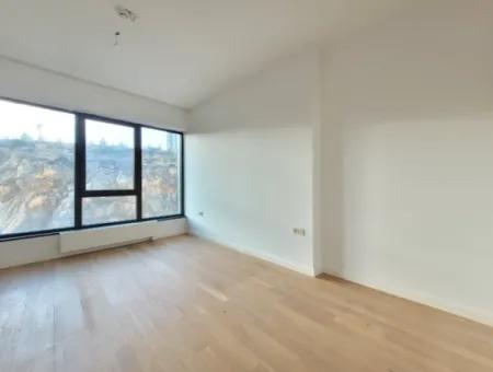 Kiracısız İncek Loft Satılık  2+1 Dubleks Şehir Manzaralı 2.Kat Daire